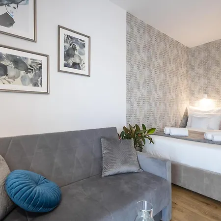 Jaworska 4 Apartment *